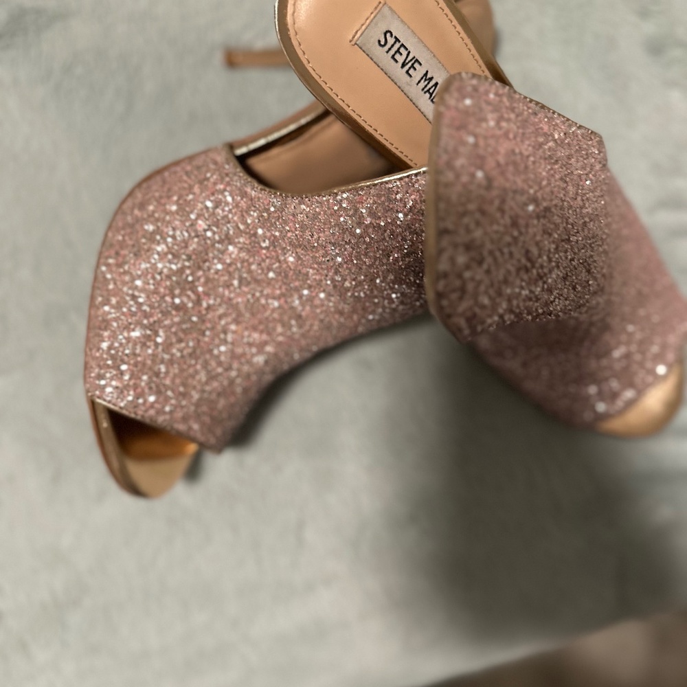 Evening shoes